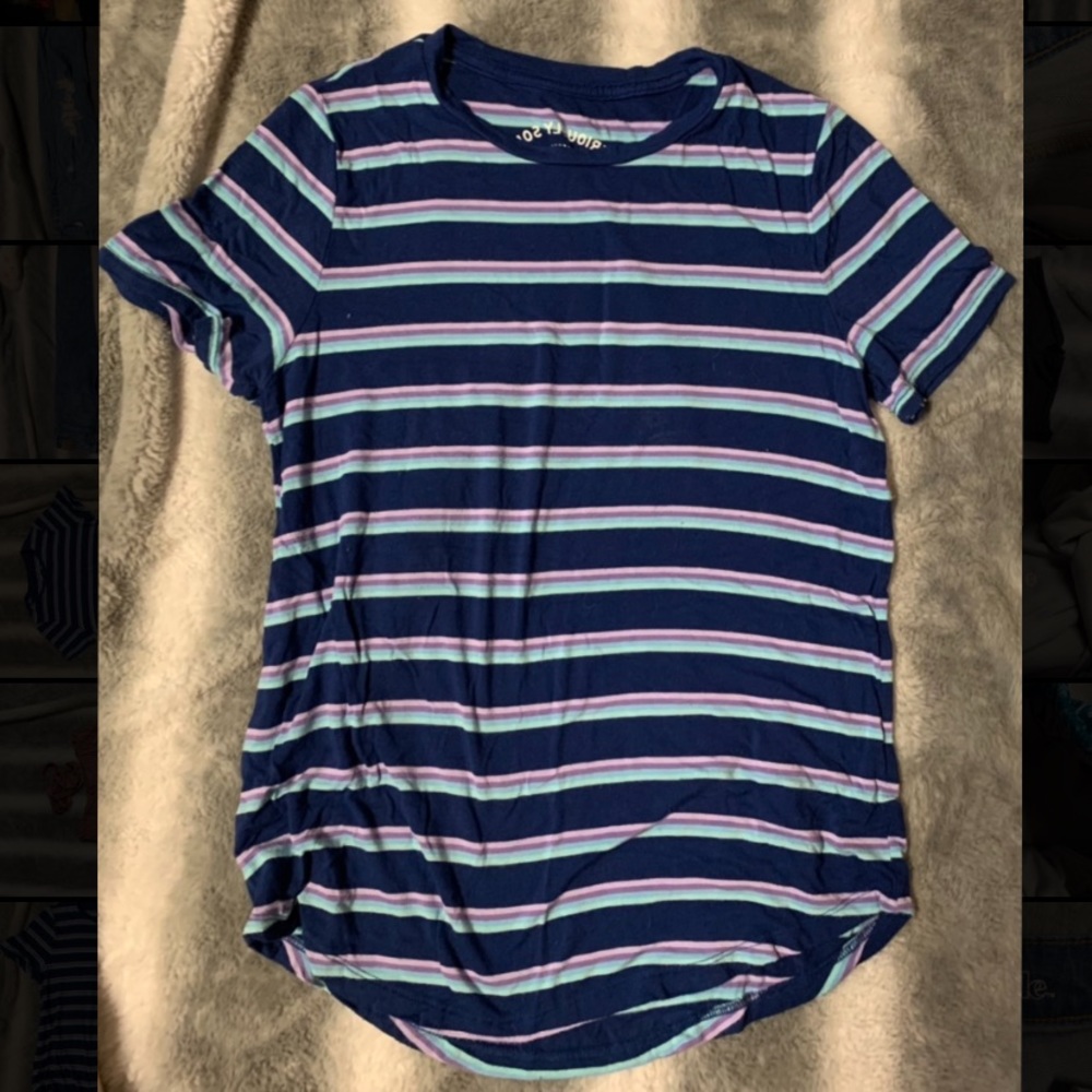 American Eagle T-shirt